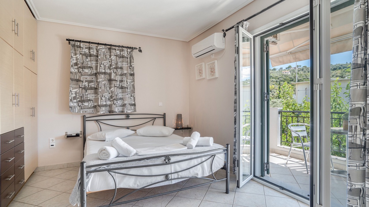 Photo of Bedroom in Kalligoni