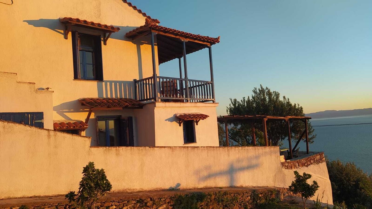 Photo of Outdoor in Glossa