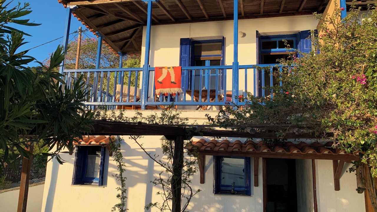 Photo of Outdoor in Glossa