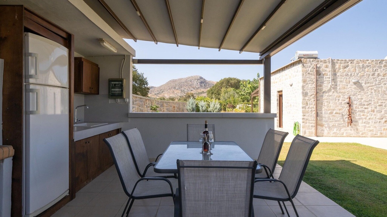 Photo of Patio Balcony in Monopari