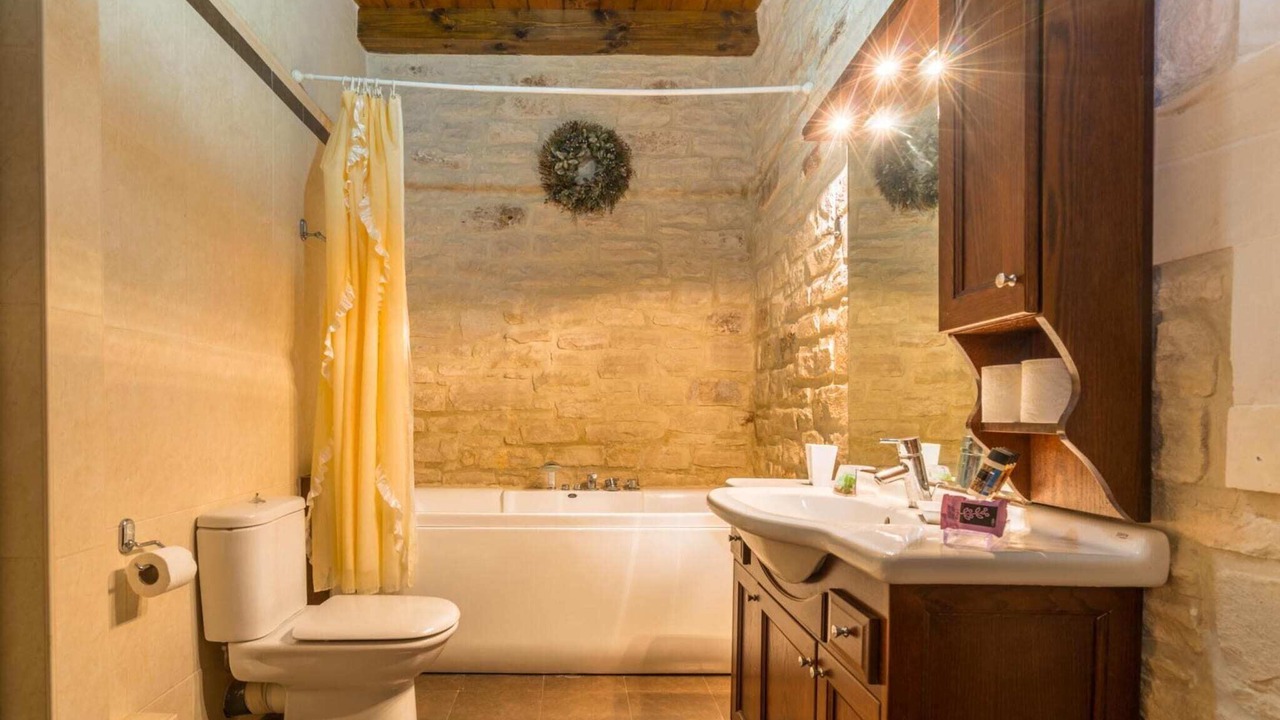 Photo of Bathroom in Asteri
