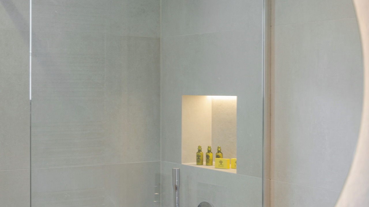 Photo of Bathroom in Aegina Town