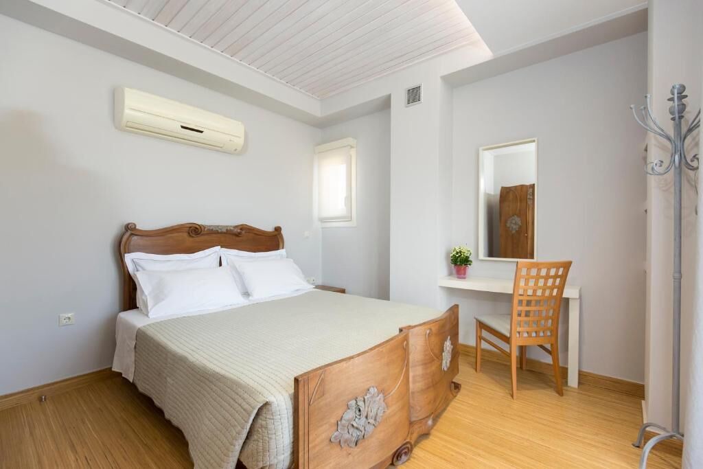 Photo of Bedroom in Paleokastro