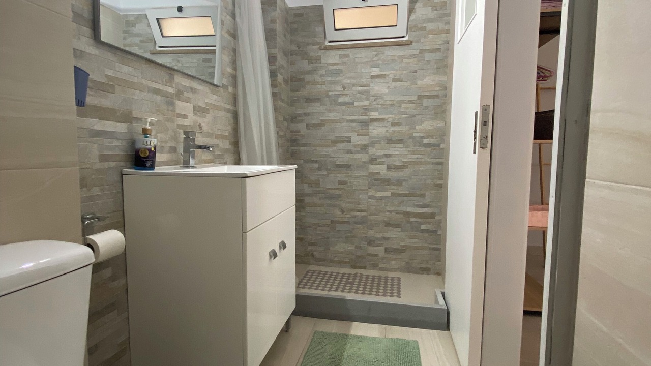 Photo of Bathroom in Mesolongi
