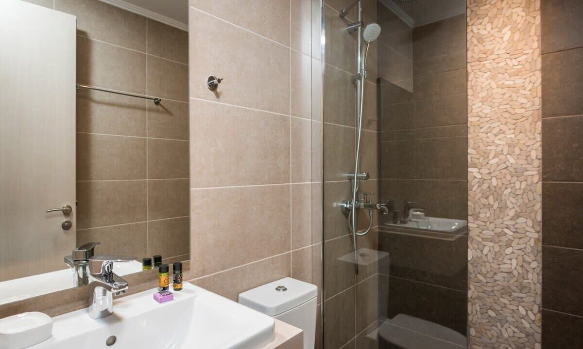Photo of Bathroom in Gialos