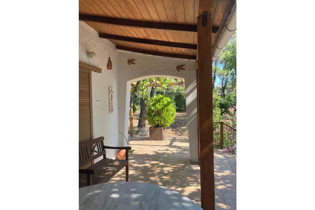 Photo of Patio Balcony in Paradise Beach