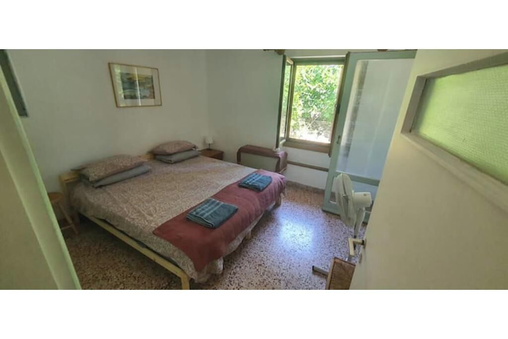 Photo of Bedroom in Paradise Beach