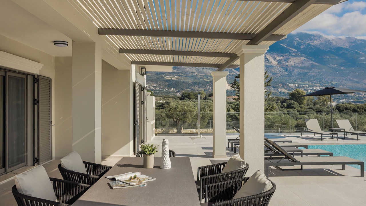 Photo of Outdoor in Karavados