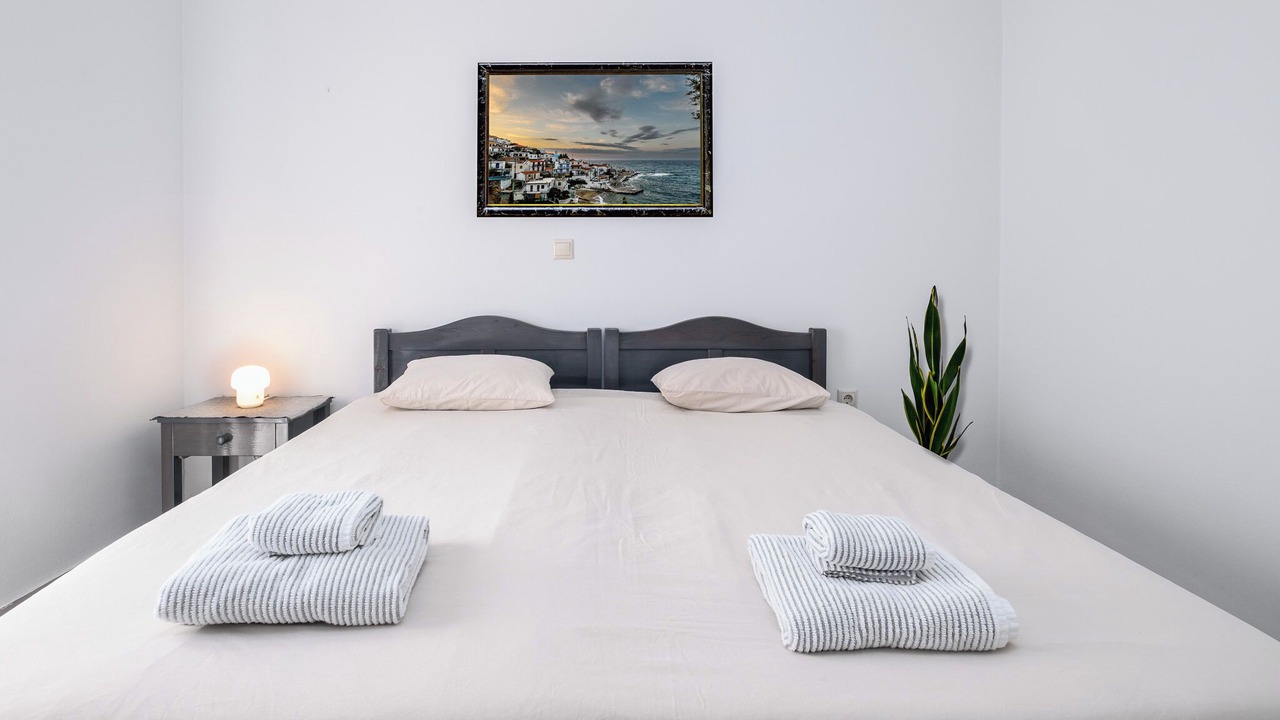 Photo of Bedroom in Armenistis