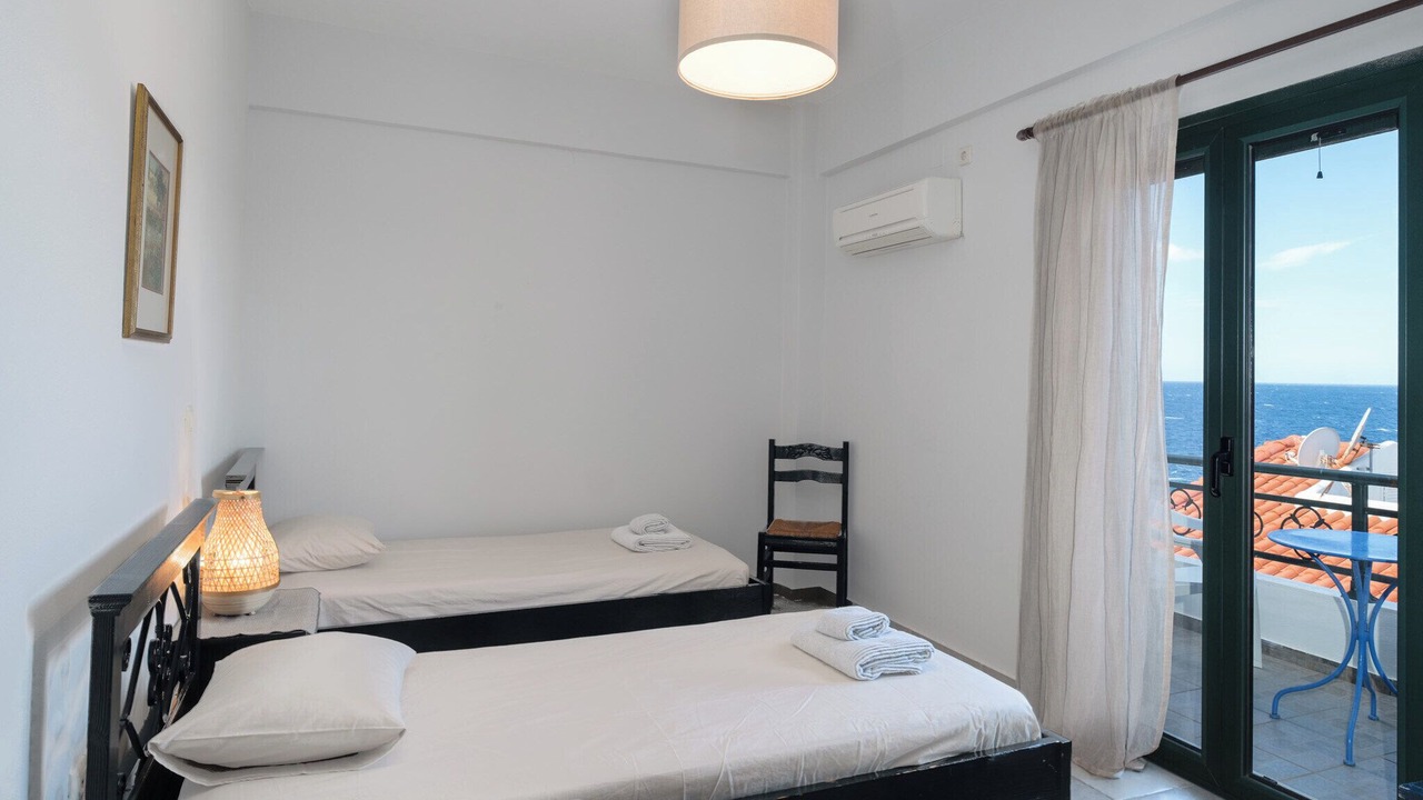 Photo of Bedroom in Armenistis
