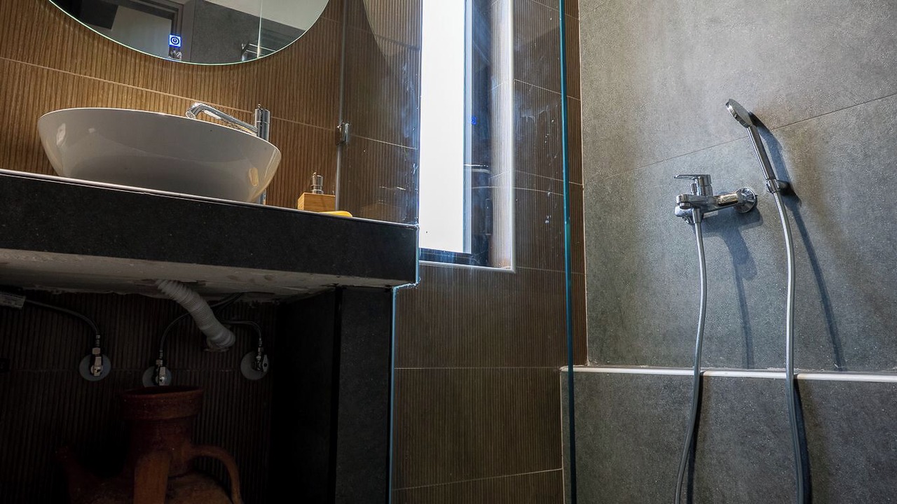 Photo of Bathroom in Saronida