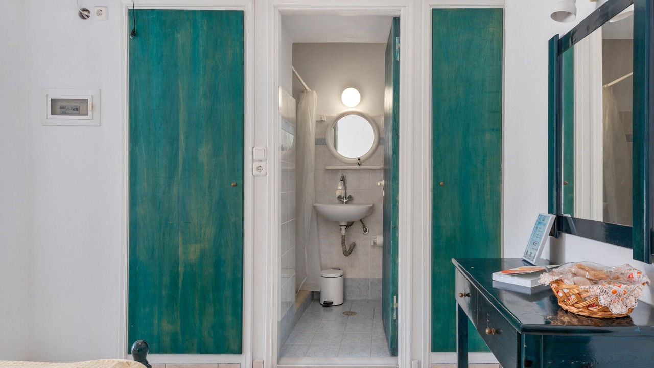 Photo of Bathroom in Diafani