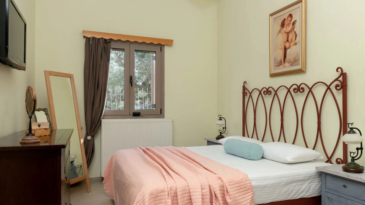 Photo of Bedroom in Akrotiri