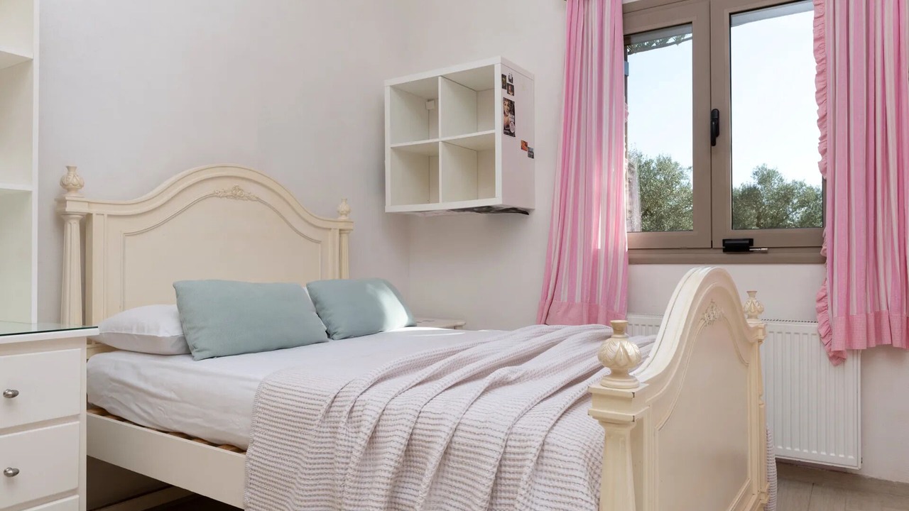 Photo of Bedroom in Akrotiri