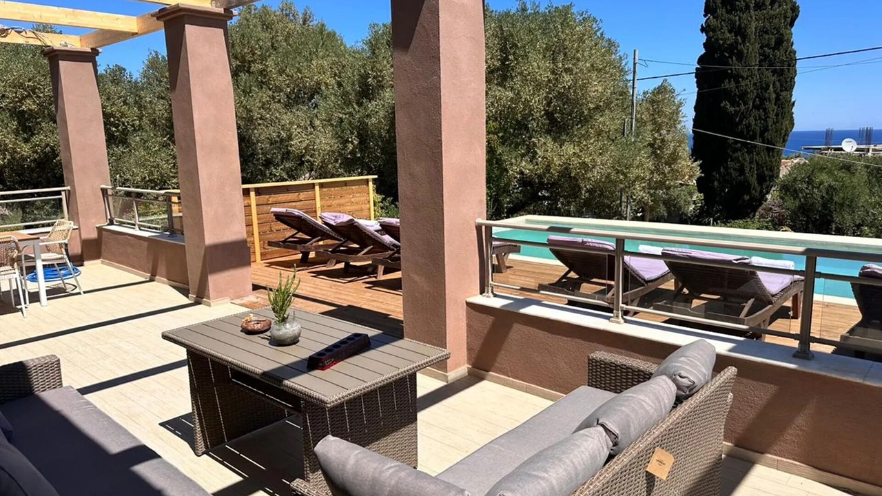 Photo of Patio Balcony in Akrotiri