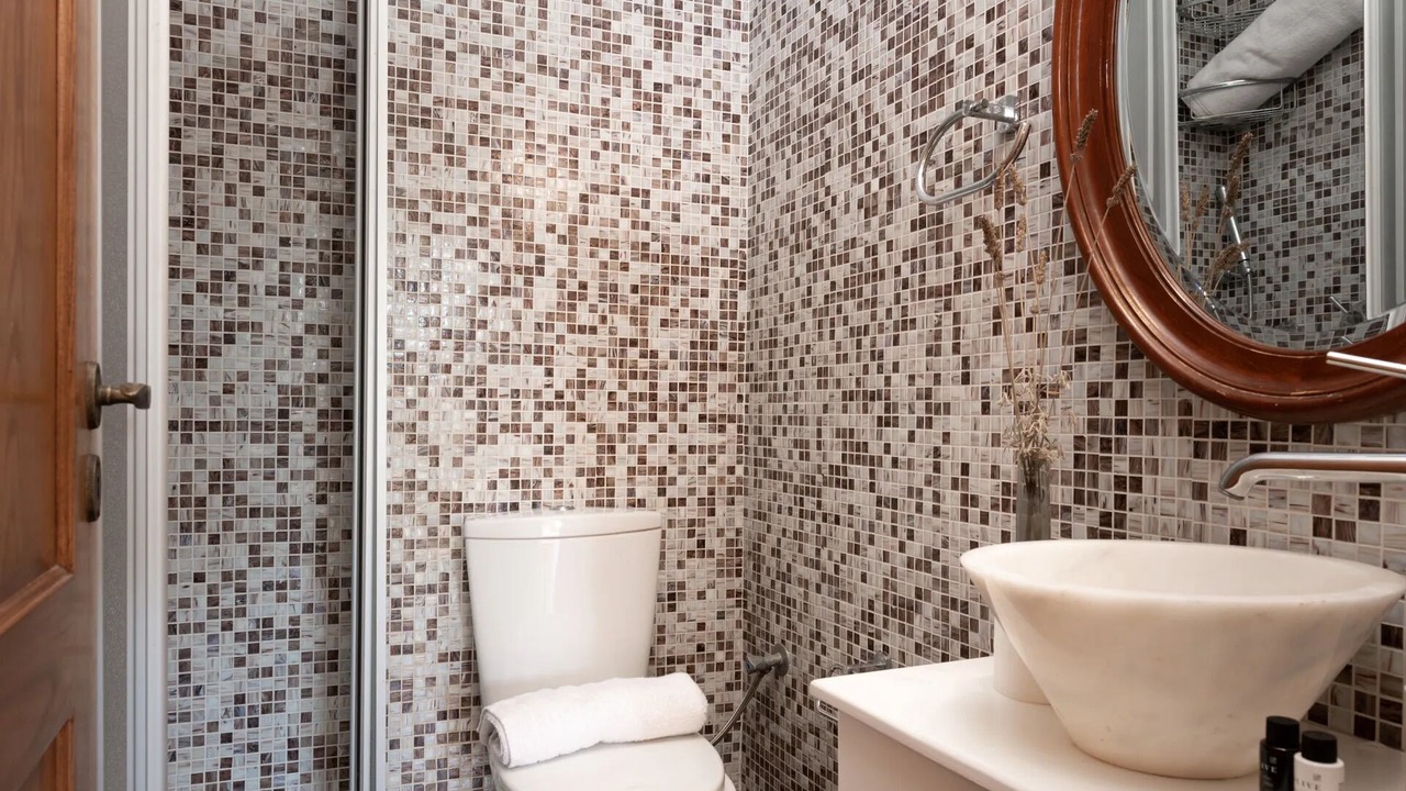 Photo of Bathroom in Akrotiri