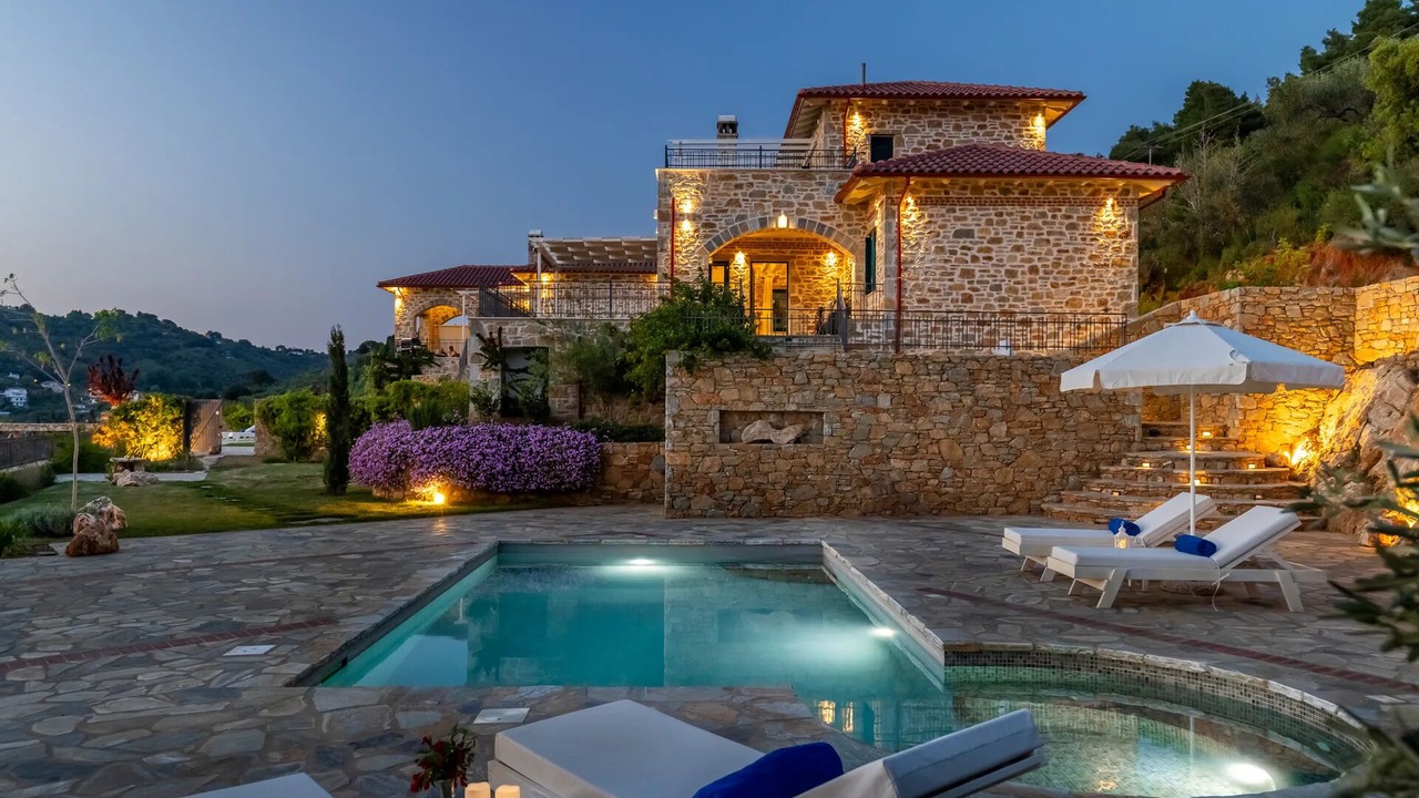 Photo of Outdoor in Glossa
