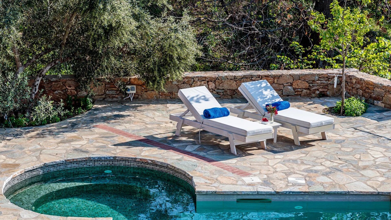 Photo of Outdoor in Glossa