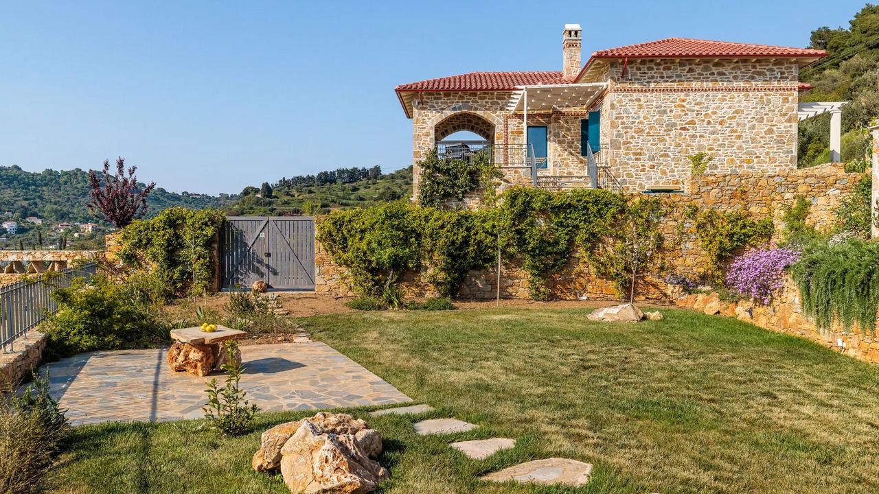 Photo of Patio Balcony in Glossa