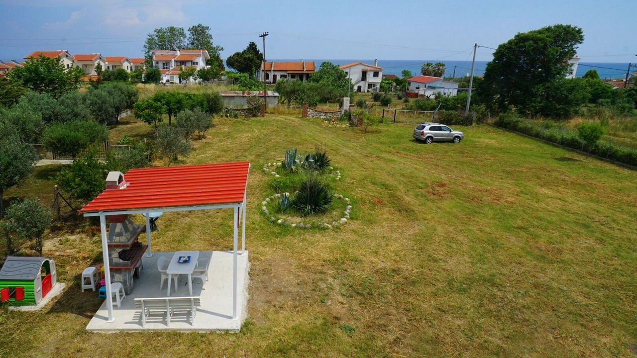 Photo of Outdoor in Lefkippos