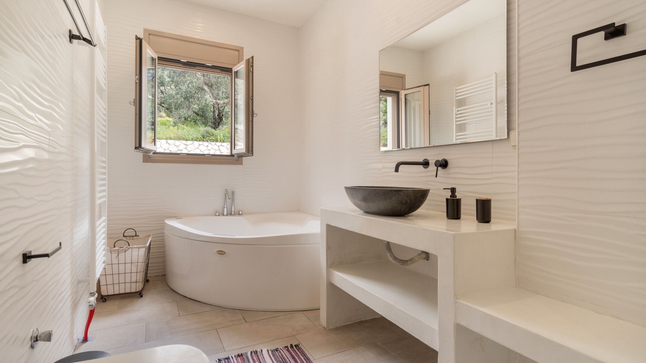 Photo of Bathroom in Vlachata