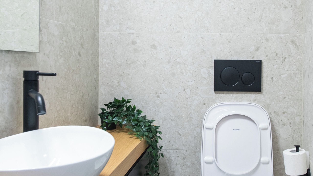 Photo of Bathroom in Kallithea