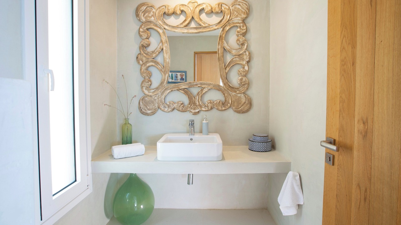 Photo of Bathroom in Evgiros