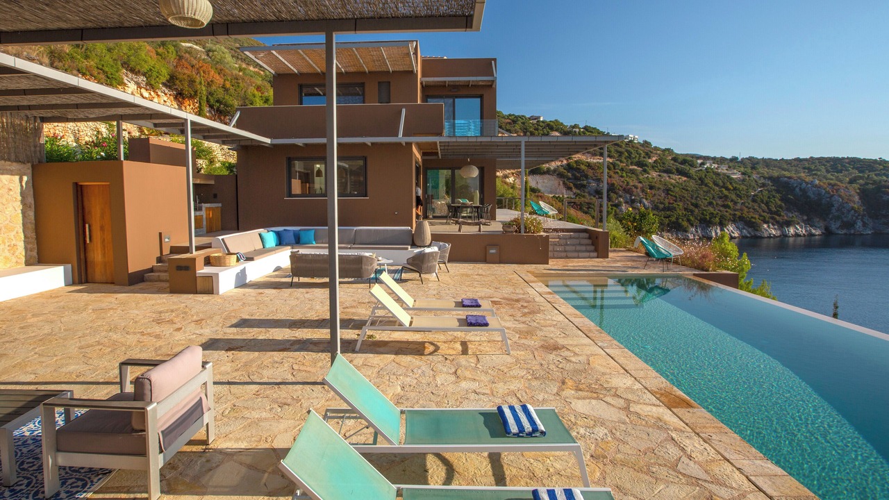Photo of Outdoor in Evgiros
