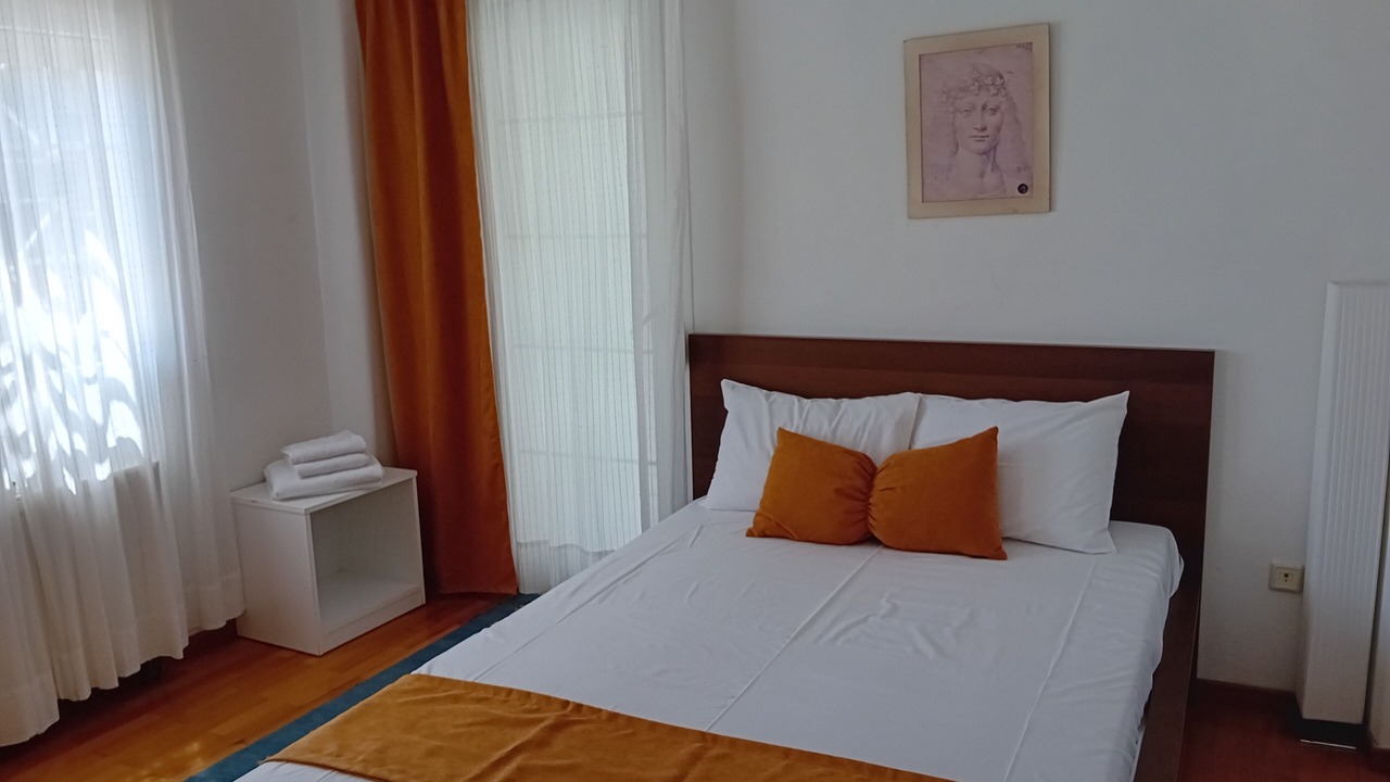 Photo of Bedroom in Thermi