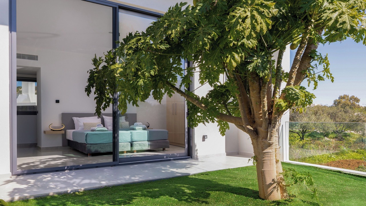 Photo of Patio Balcony in Megala Chorafia