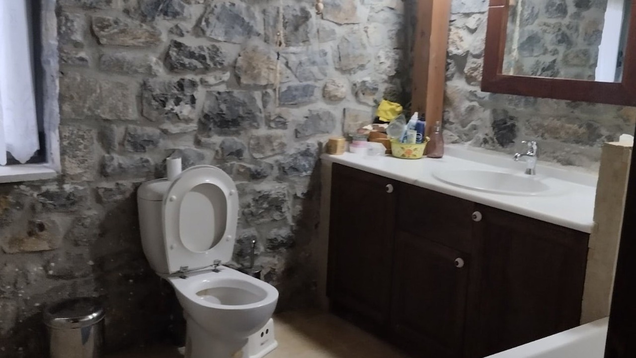 Photo of Bathroom in Nimfasia