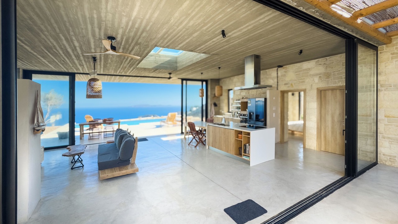 Photo of Livingroom in Agia Pelagia