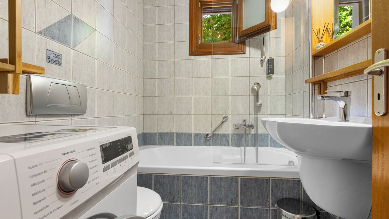 Photo of Bathroom in Agii Anargiri