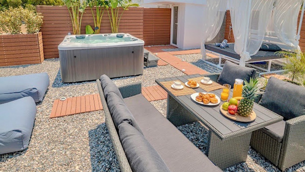 Photo of Patio Balcony in Ixia