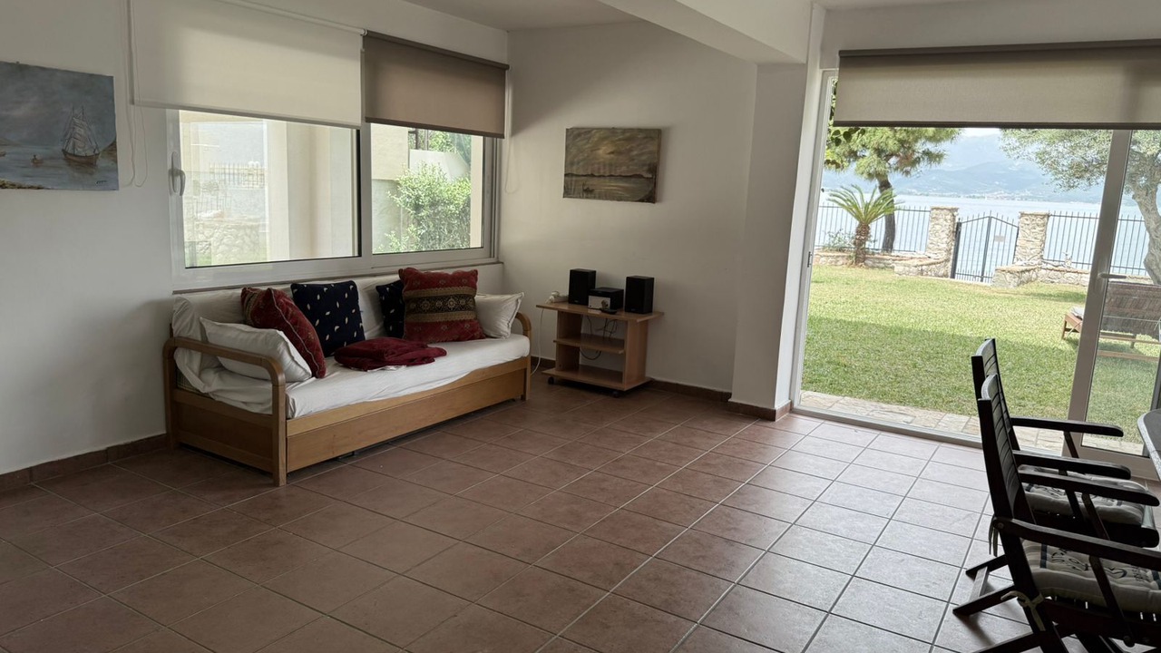 Photo of Livingroom in Psathopirgos