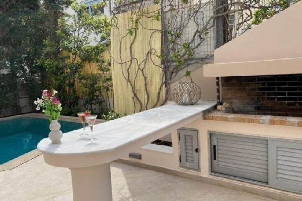 Photo of Patio Balcony in Vari