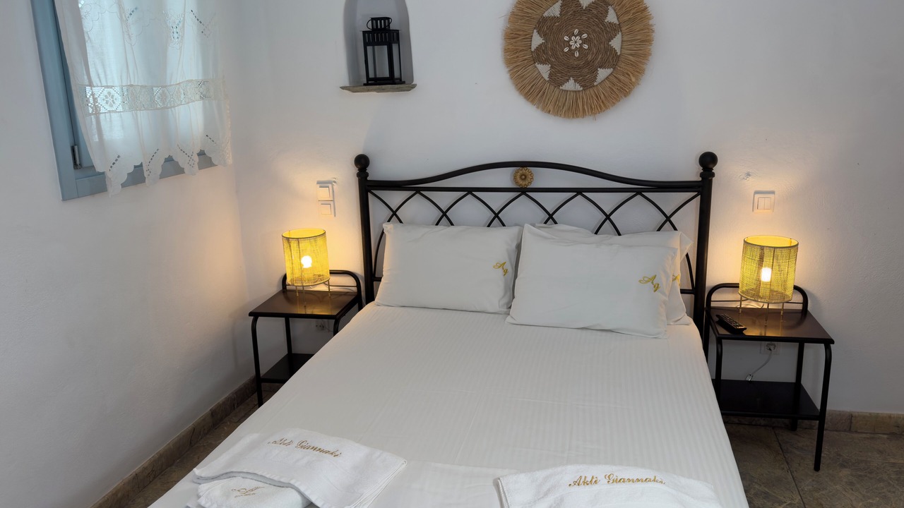 Photo of Bedroom in Exomvourgo