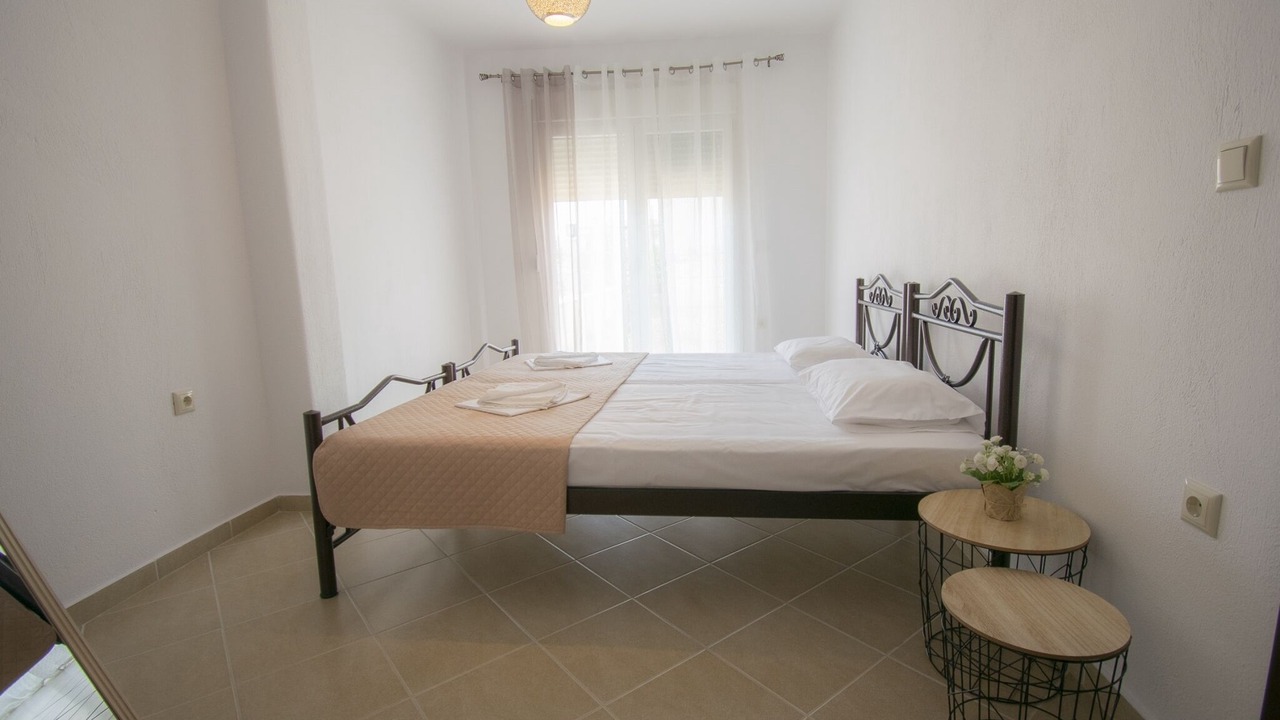 Photo of Bedroom in Flogita