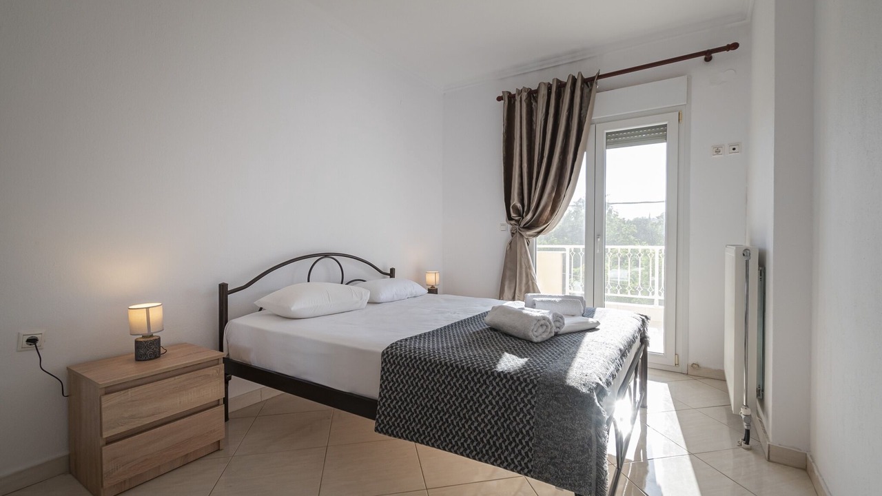 Photo of Bedroom in Flogita