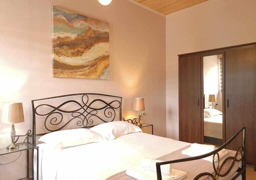 Photo of Bedroom in Limeniskos