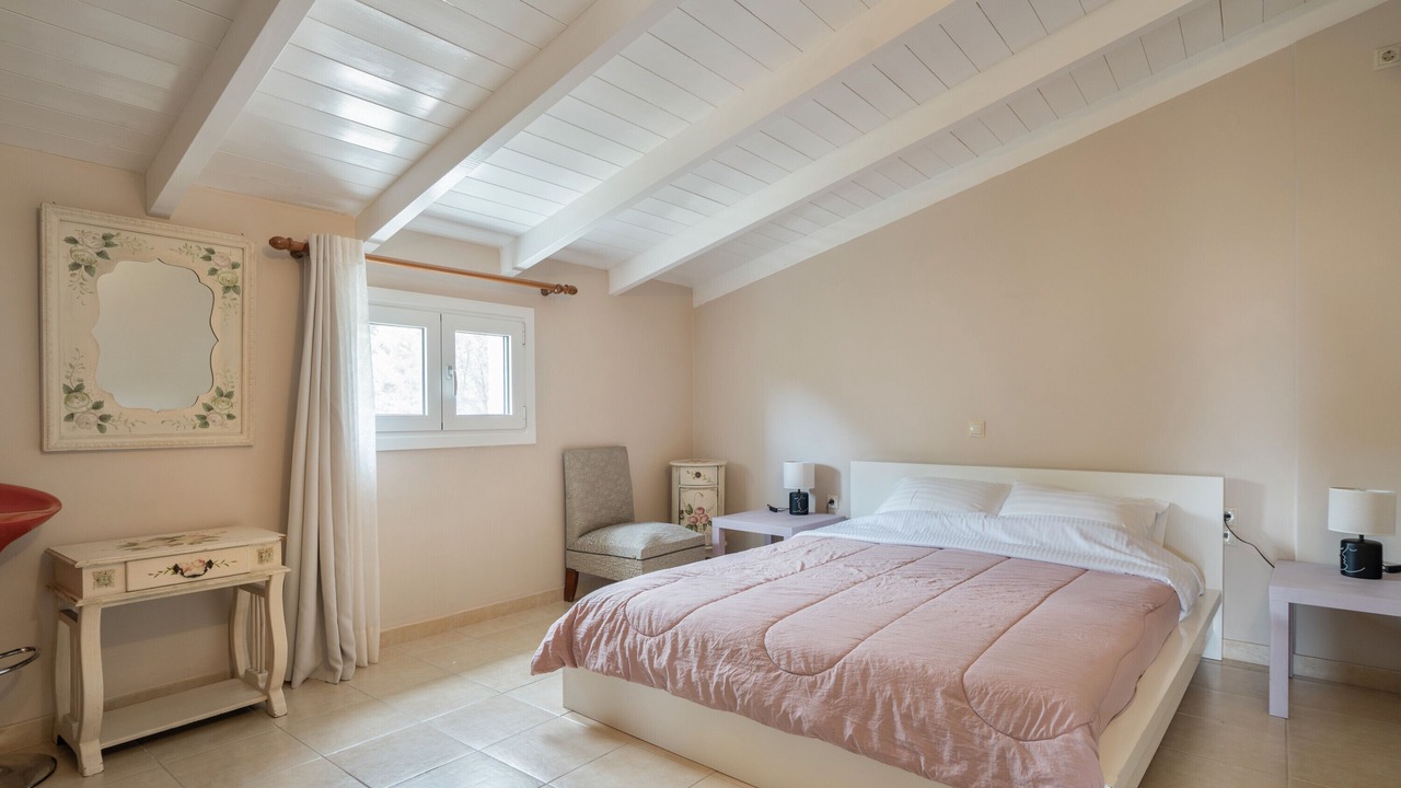 Photo of Bedroom in Kalligoni