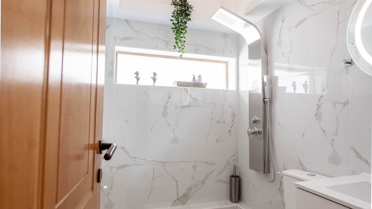 Photo of Bathroom in Limni Vouliagmenis