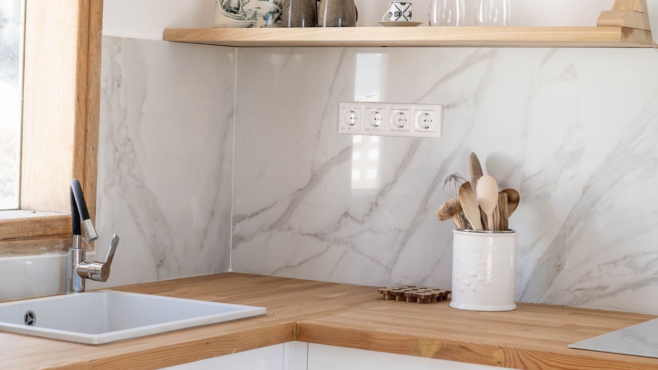 Photo of Kitchen in Limni Vouliagmenis