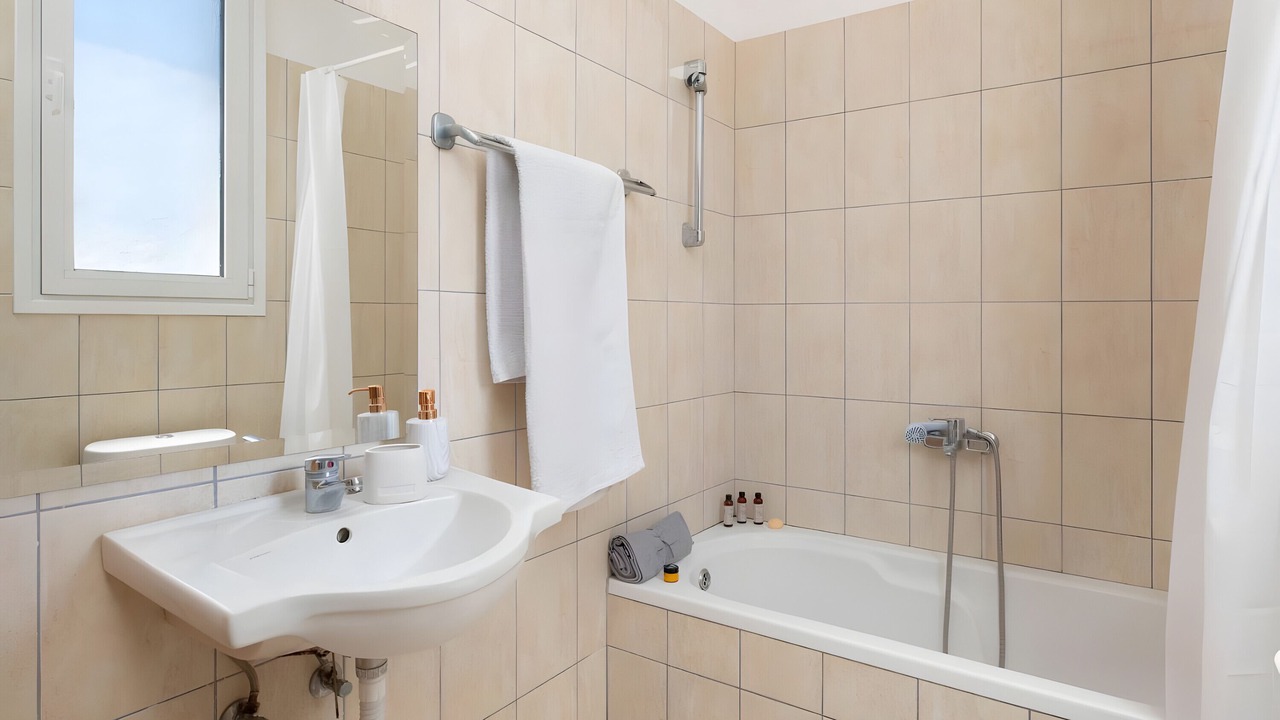 Photo of Bathroom in Ixia