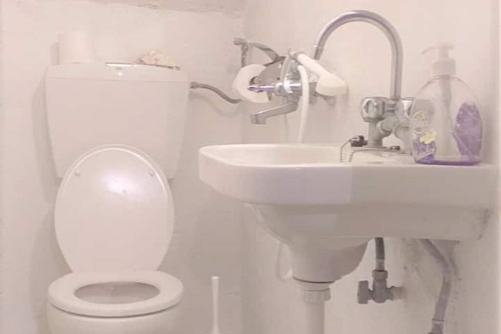 Photo of Bathroom in Kerames