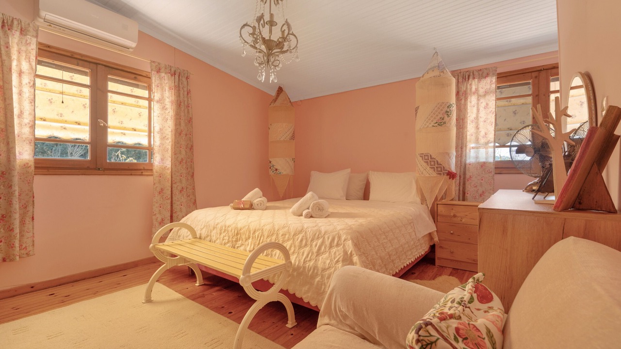 Photo of Bedroom in Kalligoni