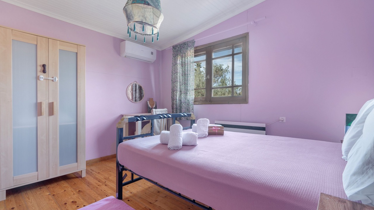 Photo of Bedroom in Kalligoni
