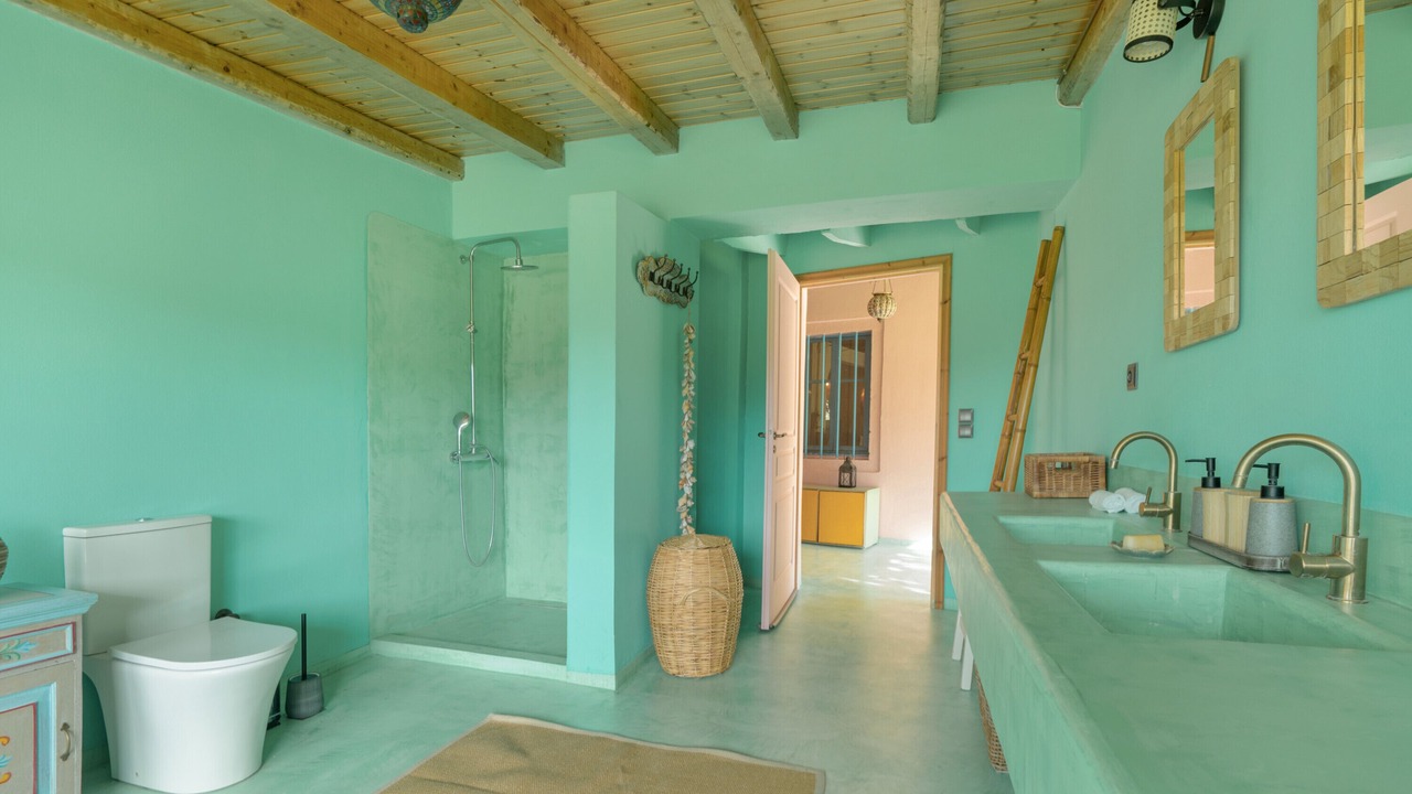 Photo of Bathroom in Kalligoni