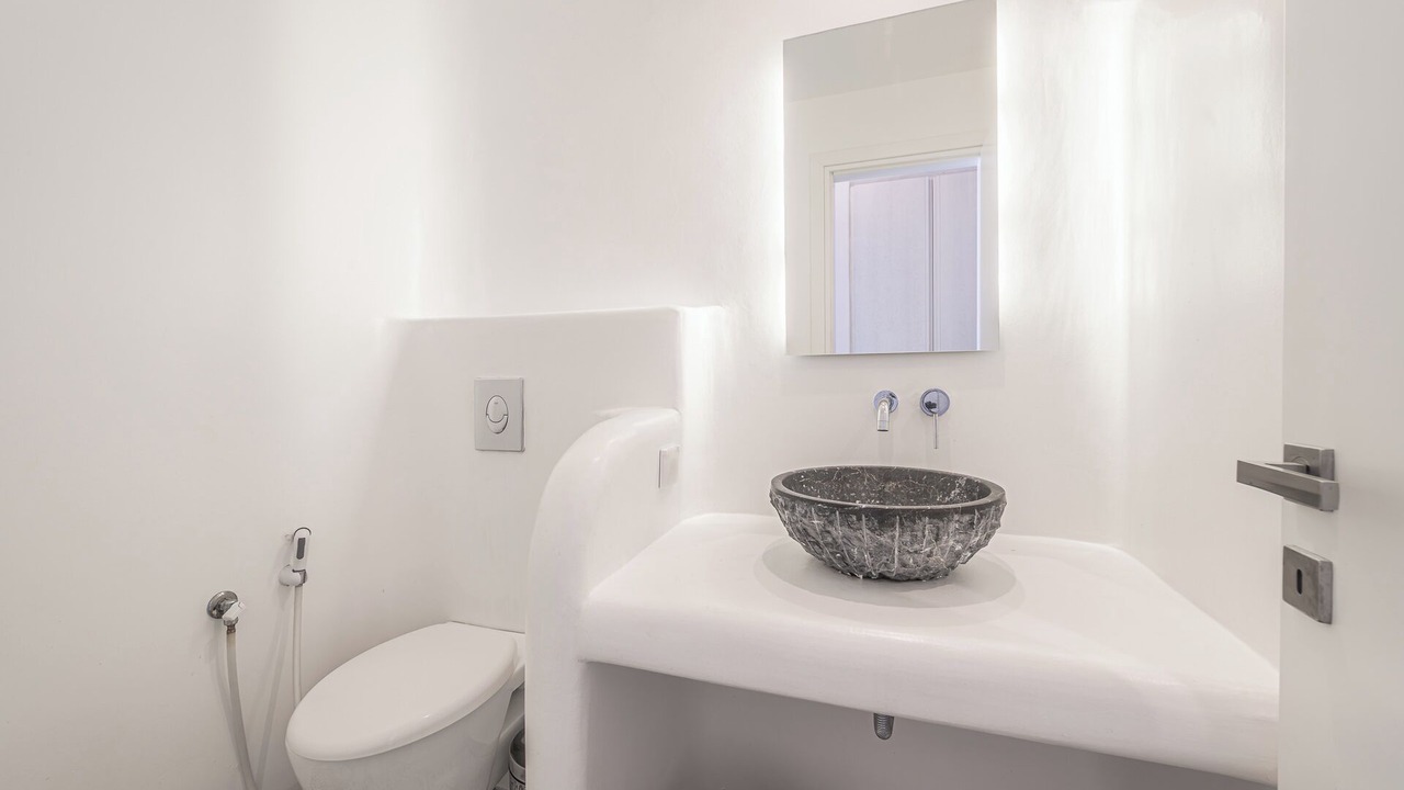Photo of Bathroom in Faros Armenistis