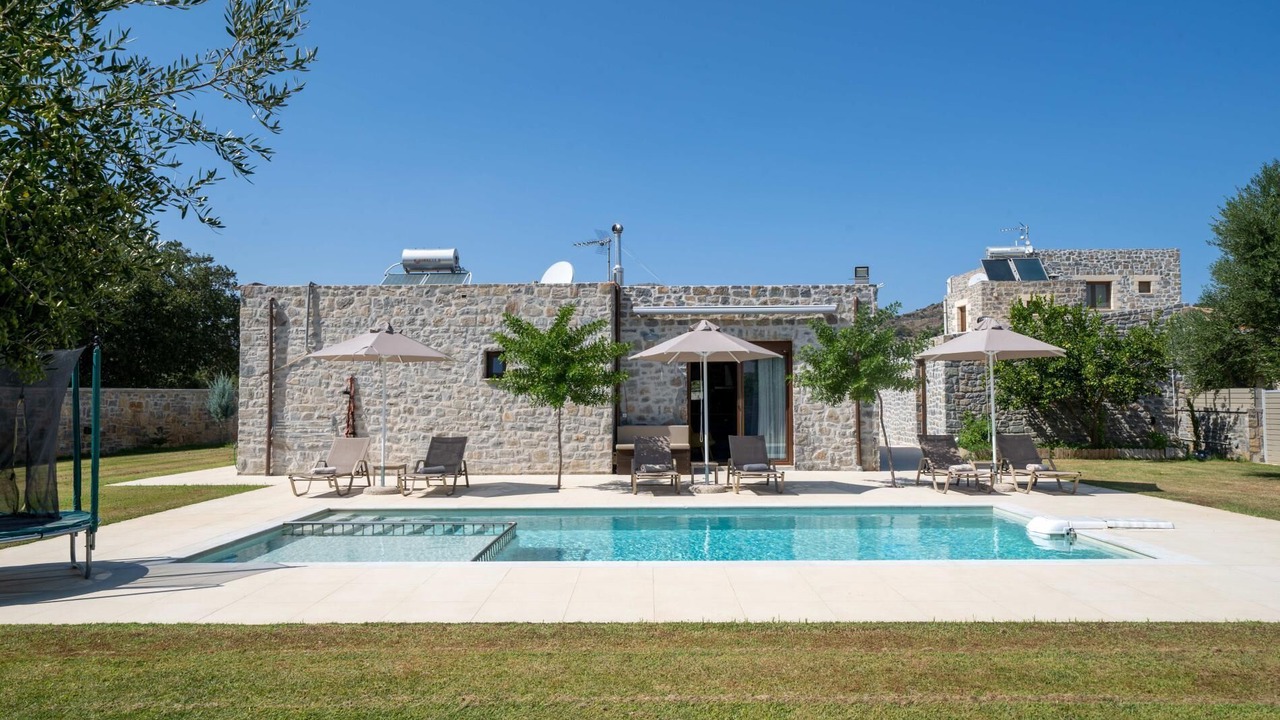 Photo of Outdoor in Monopari